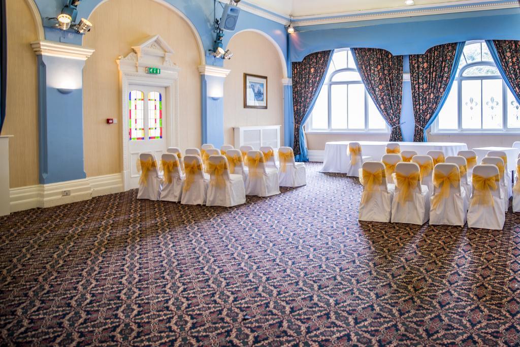 Castle Hotel Тамуърт Екстериор снимка